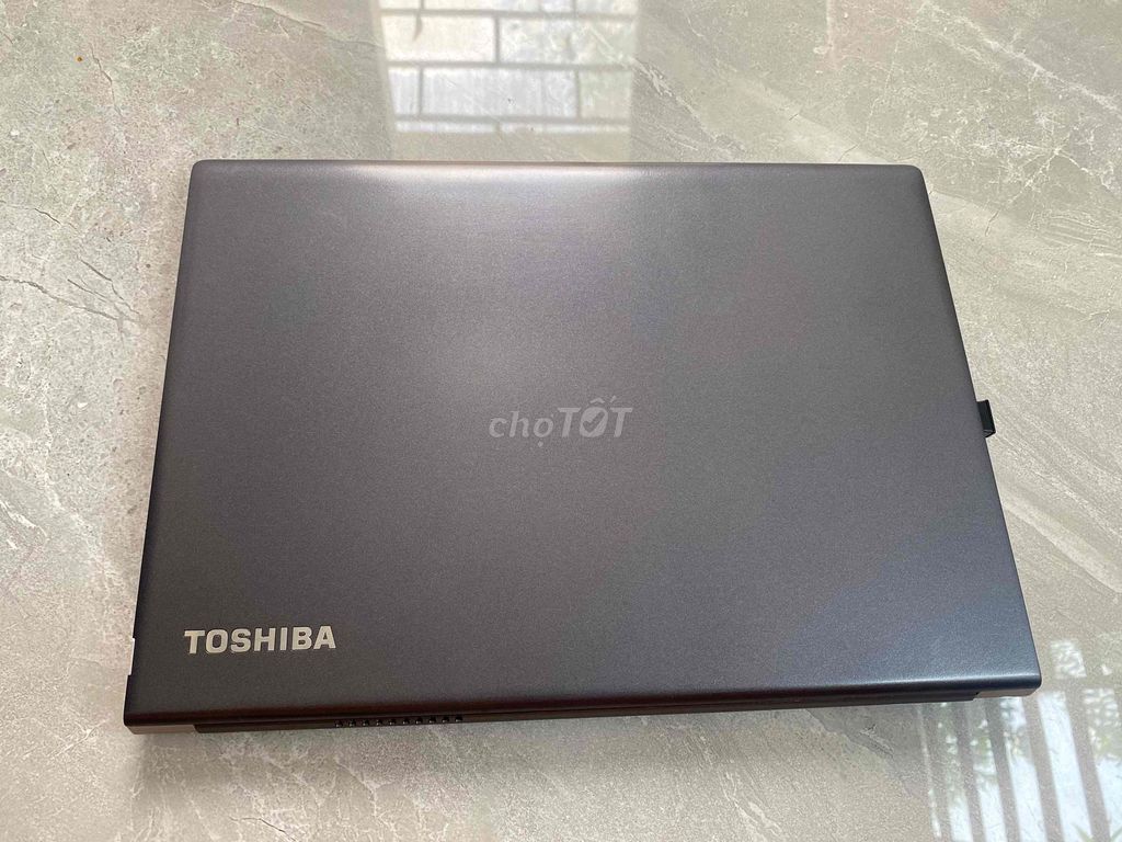Toshiba i5 8GB/128GB Xám. Mua bán Laptop tại Thị xã La Gi Bình Thuận được đăng bởi Tiến Lê hình 1