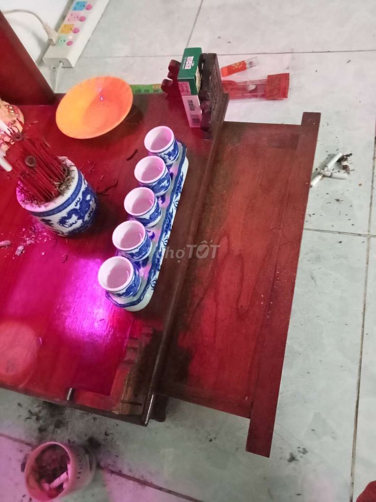 Bàn thờ ông địa Gỗ Nâu. Mua bán Nội thất, đồ gia dụng khác tại Huyện Hóc Môn Tp Hồ Chí Minh được đăng bởi Hoàng Râu hình 1
