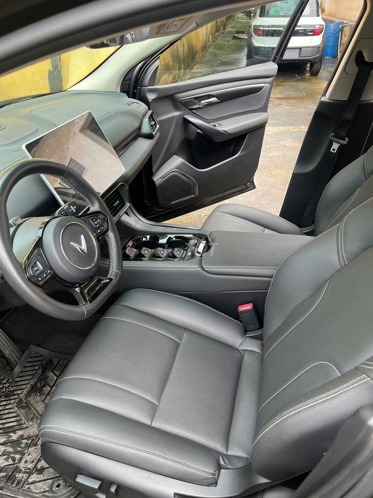 VinFast VF8 2023 Plus - 30000 km. Mua bán Ô tô tại Thành phố Biên Hòa Đồng Nai được đăng bởi Bùi Hoàng Quân hình 12