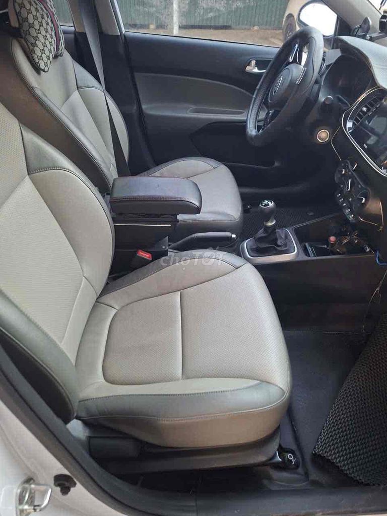 KIA Soluto 2021 1.4 MT 40000 km. Mua bán Ô tô tại Quận Long Biên Hà Nội được đăng bởi Chuyên phát mại tài sản Ngân hàng hình 3