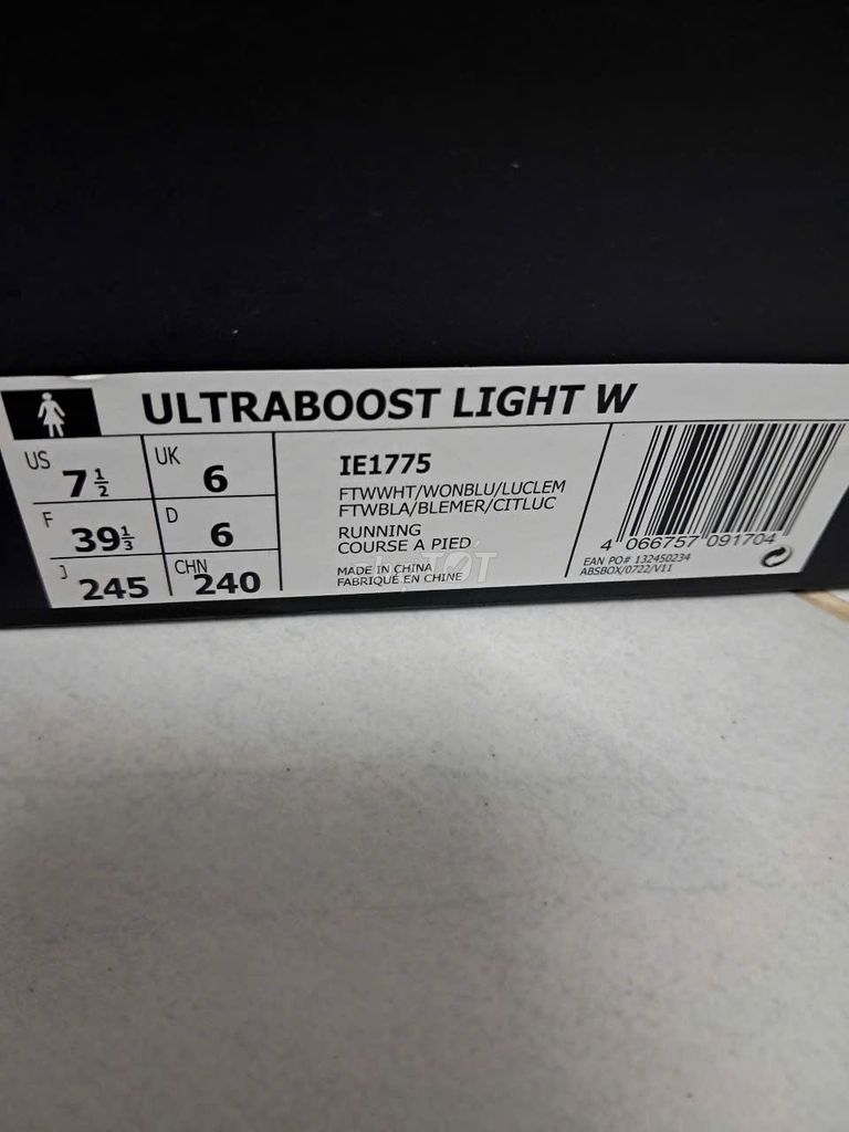 Pass 2 đôi Ultraboost new 100%