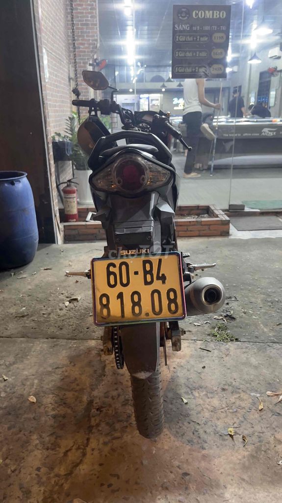 cần bán xe satria còn rất tốt. Mua bán Xe máy tại Thành phố Thủ Đức Tp Hồ Chí Minh được đăng bởi Minh tâm  hình 1