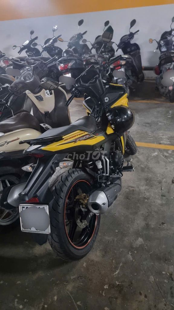 Xe máy Yamaha Exciter 155 VVA Vàng Đen. Mua bán Xe máy tại Quận 7 Tp Hồ Chí Minh được đăng bởi Hanna Tran hình 7