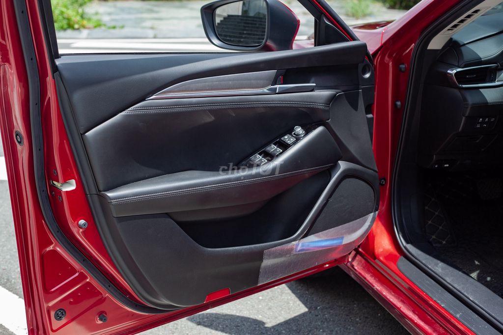 Mazda 6 2022 Premium 2.0 32.000 km. Mua bán Ô tô tại Thành phố Thủ Đức Tp Hồ Chí Minh được đăng bởi H2T Auto hình 13