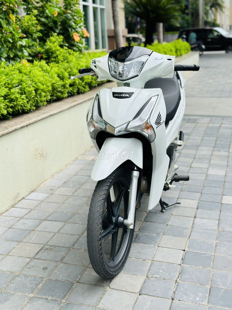 CHÍNH CHỦ BÁN FUTURE 125 FI MÀU TRẮNG XE 2023. Mua bán Xe máy tại Quận Cầu Giấy Hà Nội được đăng bởi TRÍ KIÊN hình 6