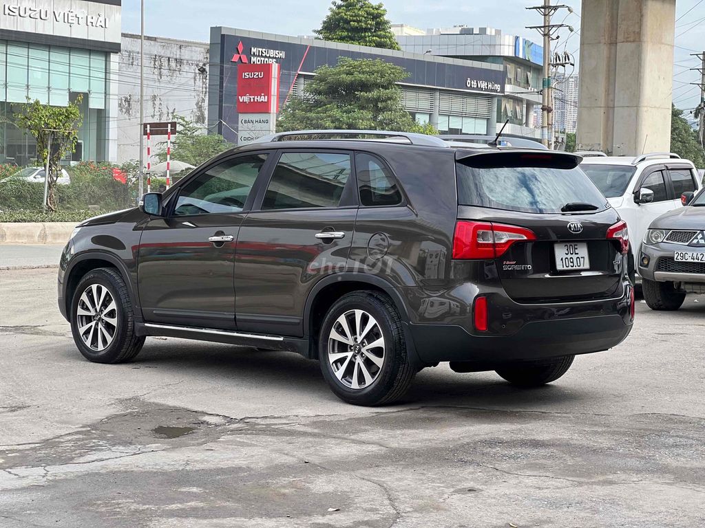 Kia Sorento 2014 DATH 2.2L 2WD - 180000 km. Mua bán Ô tô tại Quận Hà Đông Hà Nội được đăng bởi Đỗ Tiên  hình 4