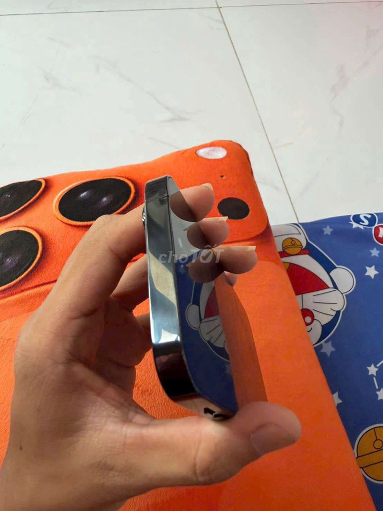 Apple iPhone 14 Pro đen . Mua bán Điện thoại tại Quận Gò Vấp Tp Hồ Chí Minh được đăng bởi Helo cu hình 1