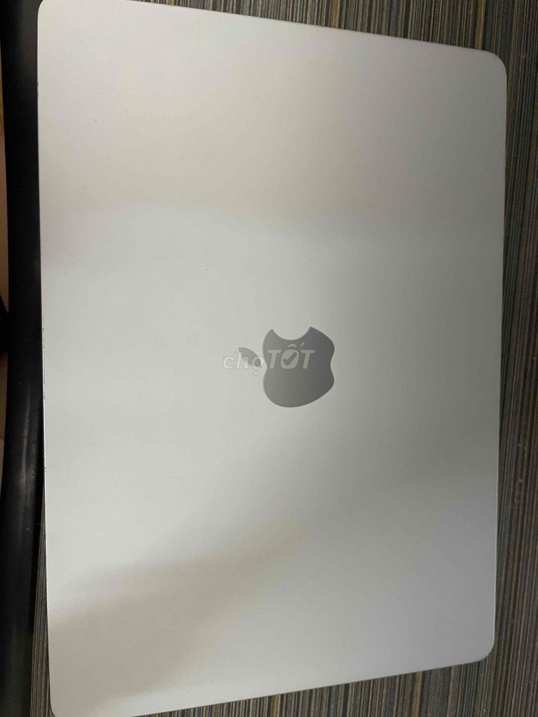Apple MacBook Air M4 13 inch 16GB Xanh. Mua bán Laptop tại Quận 3 Tp Hồ Chí Minh được đăng bởi Phan Xuan Mai hình 1