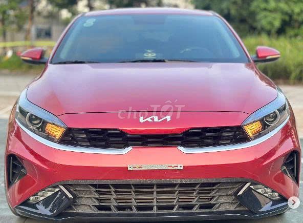 Kia K3 2025 Luxury 1.6 AT - màu đỏ - siêu lướt. Mua bán Ô tô tại Quận Hà Đông Hà Nội được đăng bởi Tú Carrick hình 1