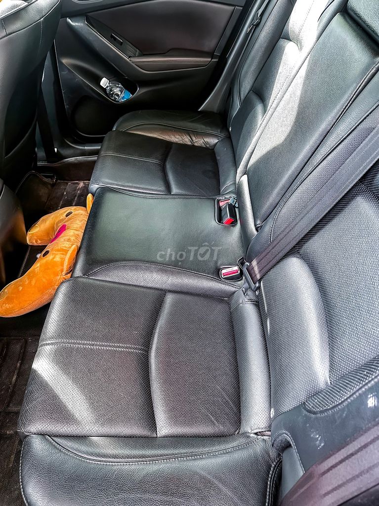 Mazda 3 2017 1.5 AT Bạc - một chủ - đi 69000 km. Mua bán Ô tô tại Quận Bình Thạnh Tp Hồ Chí Minh được đăng bởi Nguyễn Thanh Hiển  hình 9