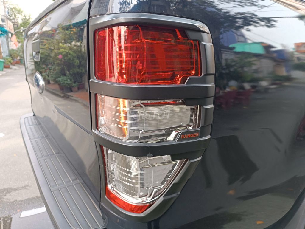 Ford Ranger model 2021 máy dầu số tự động. Mua bán Ô tô tại Quận 12 Tp Hồ Chí Minh được đăng bởi Thịnh 7951 hình 6
