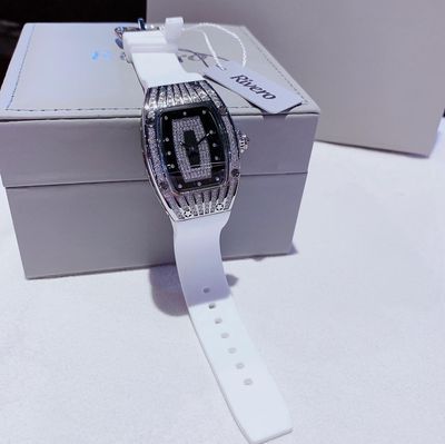 Đồng hồ Nữ RIVERO R9005