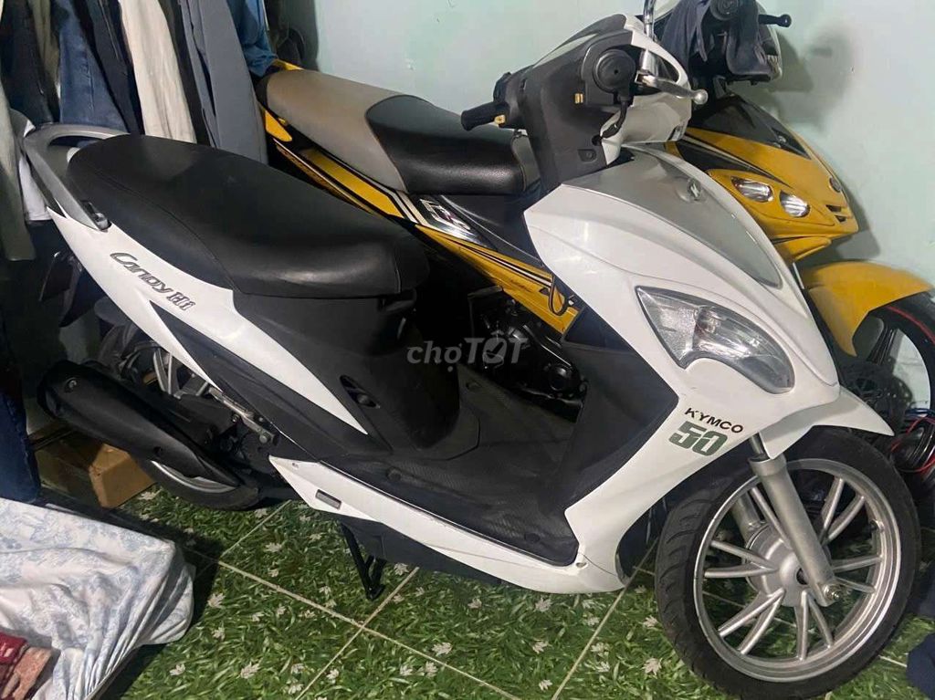 Kymco candy Hi xe đẹp bstp 9 chủ crea,vespa 50cc. Mua bán Xe máy tại Quận Tân Phú Tp Hồ Chí Minh được đăng bởi phong hình 6