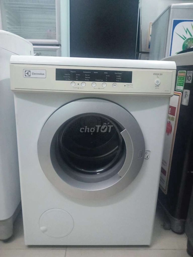 Thanh lý máy sấy Electrolux 7 kg chạy êm ru