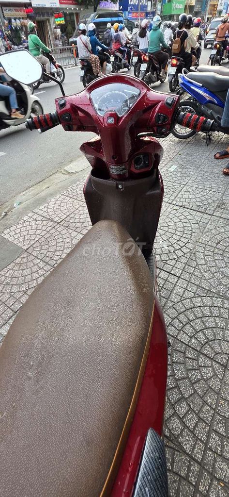 Honda Vision 2019 màu Đỏ. Mua bán Xe máy tại Thành phố Thủ Đức Tp Hồ Chí Minh được đăng bởi Quocbao hình 4