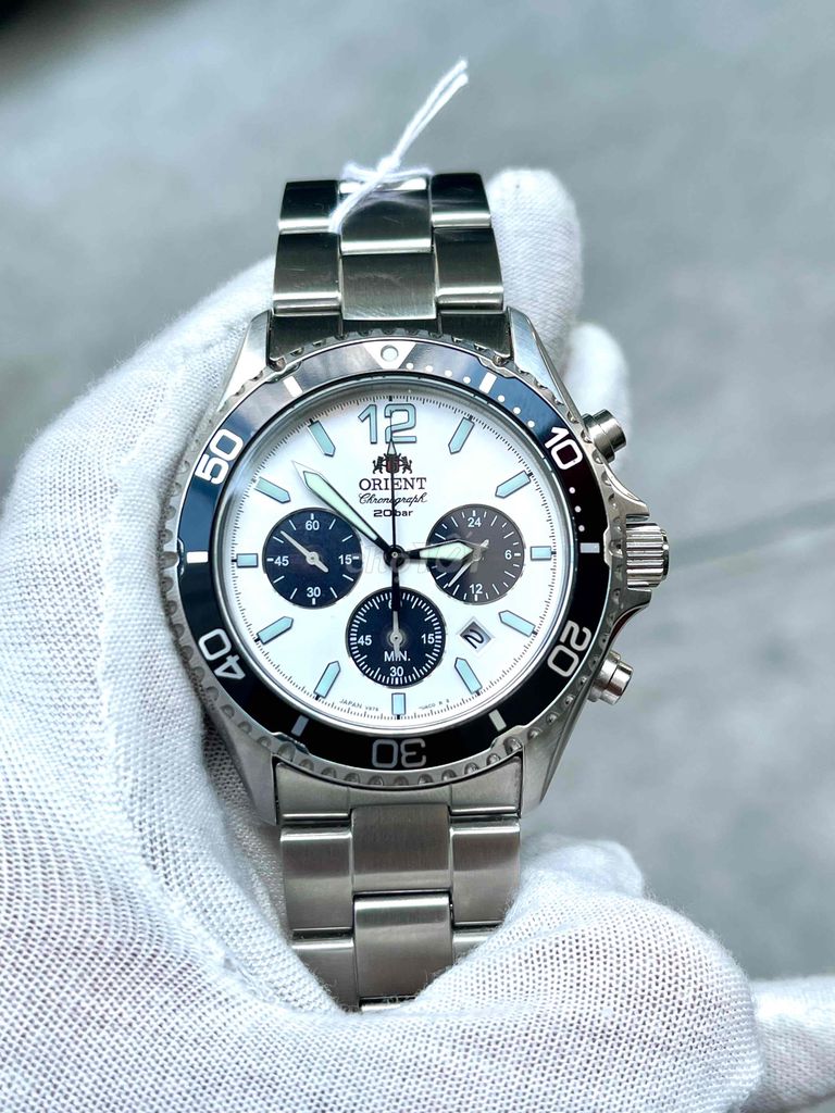 Orient Panda Chronograph size 43mm