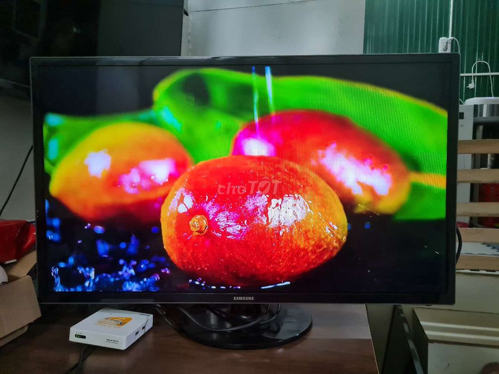 Tivi Samsung 32in kèm giọng nói. Mua bán Tivi, Âm thanh tại Thành phố Đà Lạt Lâm Đồng được đăng bởi VĂN TÂM DL hình 1