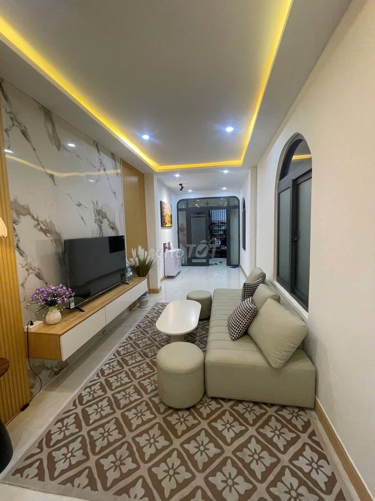 Аренда · 3 комн. · 75 м² · Quận Hải Châu, ул. Đường Phạm Ngũ Lão