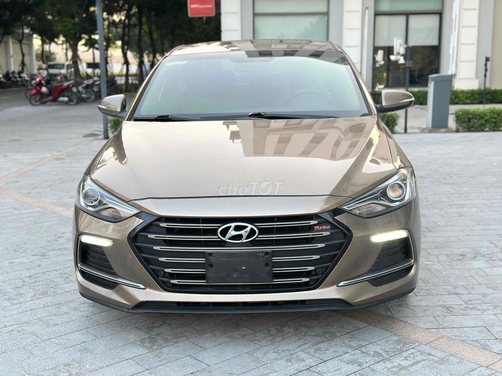 Hyundai Elantra 2019 1.6AT Sport - 80000 km. Mua bán Ô tô tại Quận Hoàng Mai Hà Nội được đăng bởi Đức Quyết hình 1