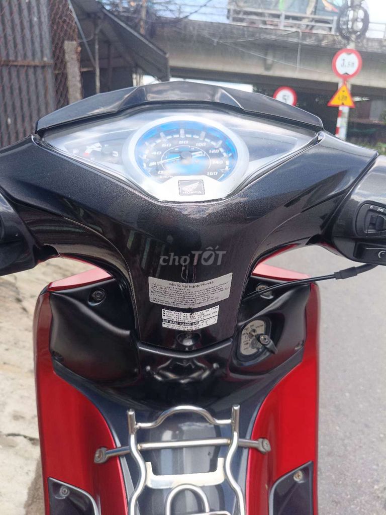 Xe future Fi máy zin bán giao cavet cccd chủ xe. Mua bán Xe máy tại Huyện Lấp Vò Đồng Tháp được đăng bởi Huynh Kiệt hình 1