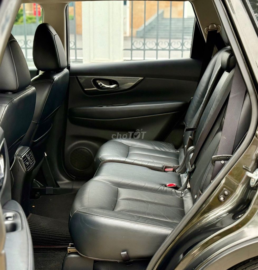 Nissan X-Trail 2.5SV 4X4 2017. Mua bán Ô tô tại Quận Bắc Từ Liêm Hà Nội được đăng bởi Lê Đức Dũng hình 5