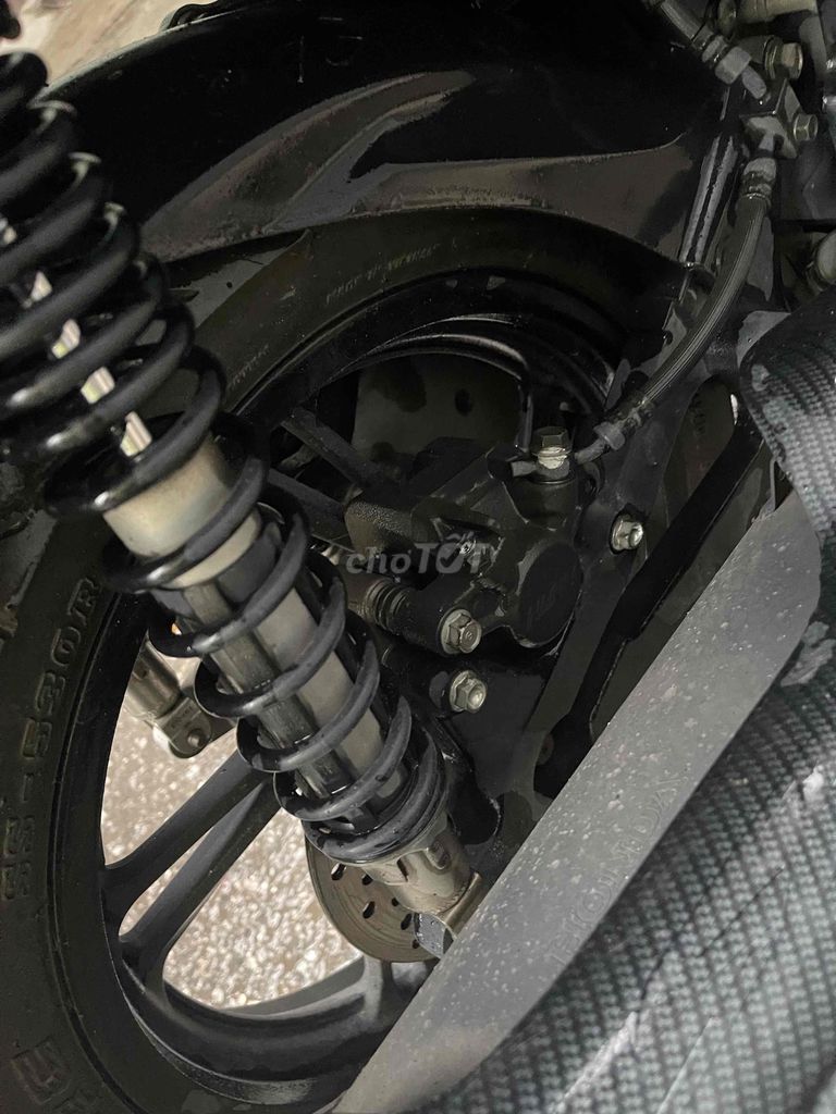 SH 125 2018 Đen Nhám Nguyên Zin Đi Ít Cực Chất Ạ. Mua bán Xe máy tại Quận Hoàng Mai Hà Nội được đăng bởi Tuấn Giang hình 7