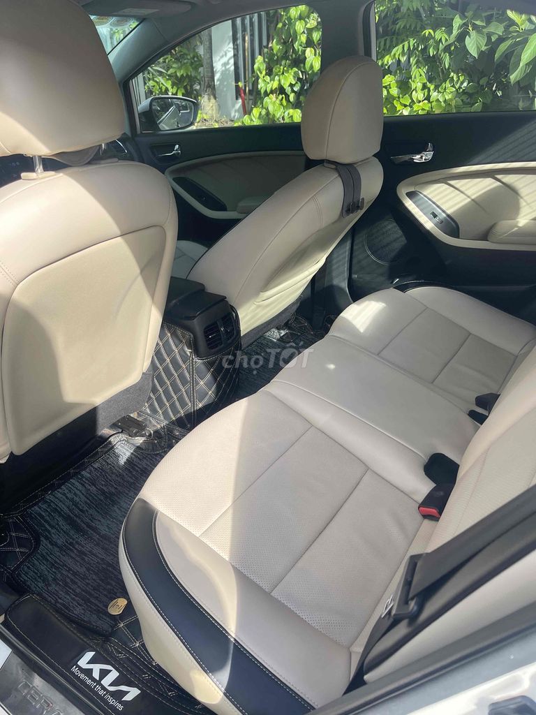 Kia Cerato 2016 1.6 AT bản full. Mua bán Ô tô tại Quận Thanh Khê Đà Nẵng được đăng bởi Hoang Hieu Hung  hình 10