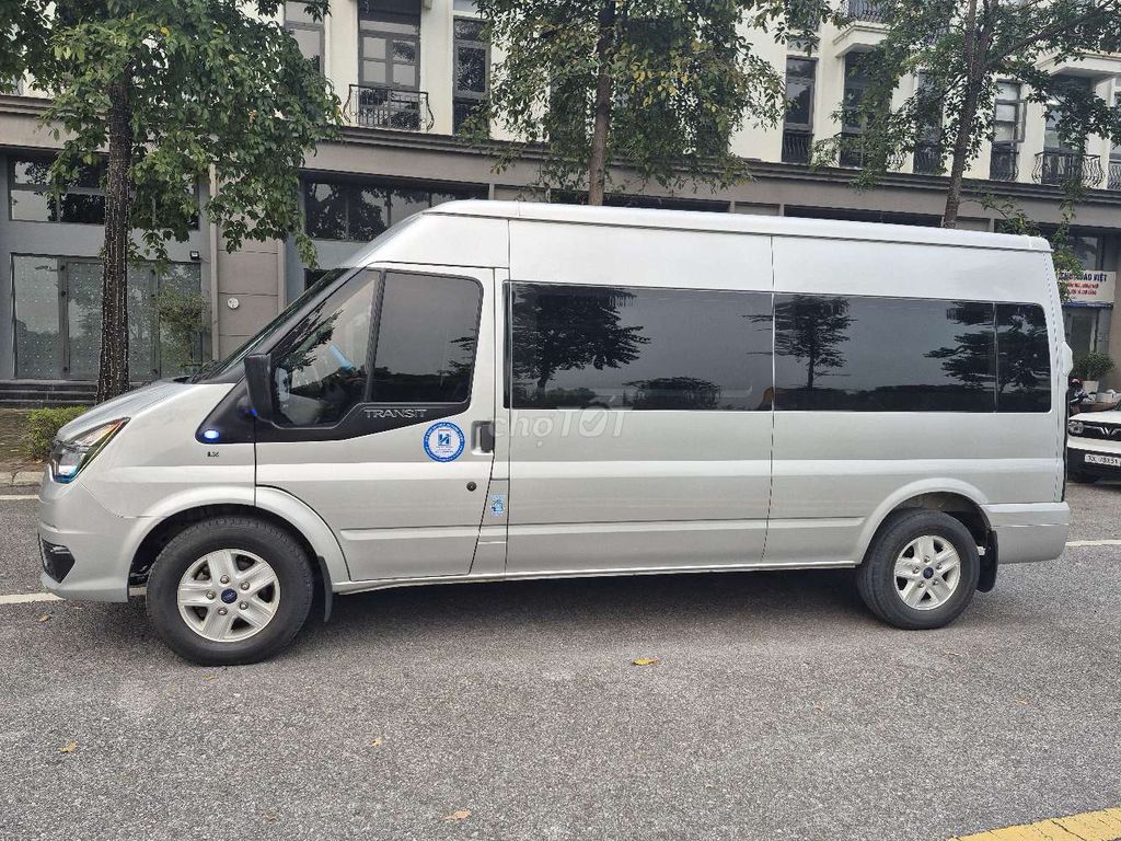 Ford Transit 16 chỗ Bạc. Mua bán Phương tiện khác tại Quận Long Biên Hà Nội được đăng bởi Ngô hùng hình 3