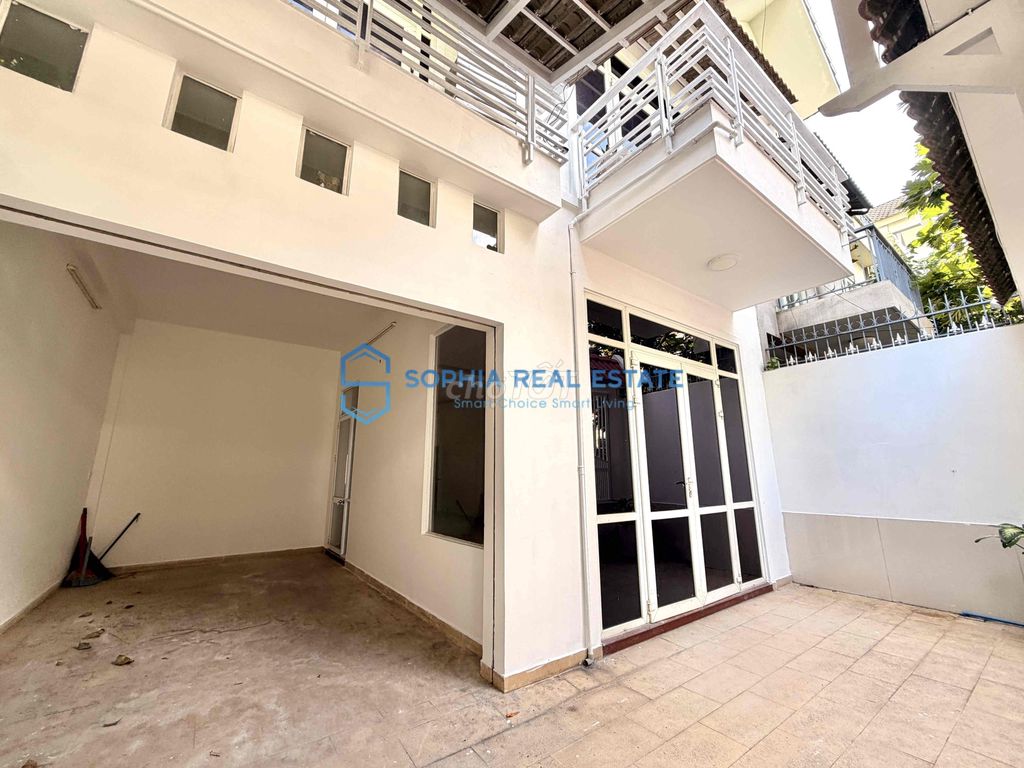 Аренда · 5 комн. · 160 м² · Thành phố Thủ Đức, ул. Đường Trần Lựu