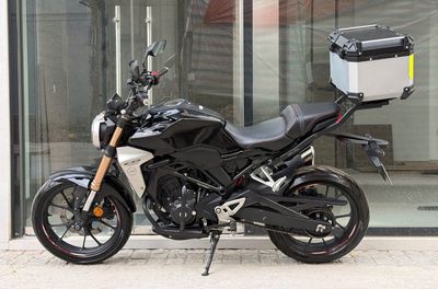 Honda CB300 2022 siêu lướt có trả góp trao đổi ✅. Mua bán Xe máy tại Quận Thanh Xuân Hà Nội được đăng bởi Phú Lý