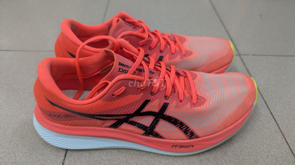 Cần ra đi 2 đôi Giày chạy bộ Asics, Adidas . Mua bán Giày dép tại Quận 6 Tp Hồ Chí Minh được đăng bởi Pham Tuan Duc hình 1