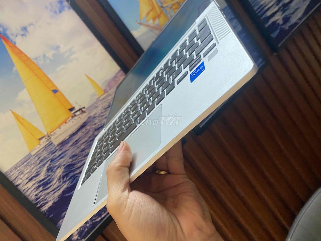 HP đời mới i5-1135G7 ram 16 vỏ hợp kim. Mua bán Laptop tại Quận Hoàng Mai Hà Nội được đăng bởi laptop family Rẻ Bền Đẹp  hình 1