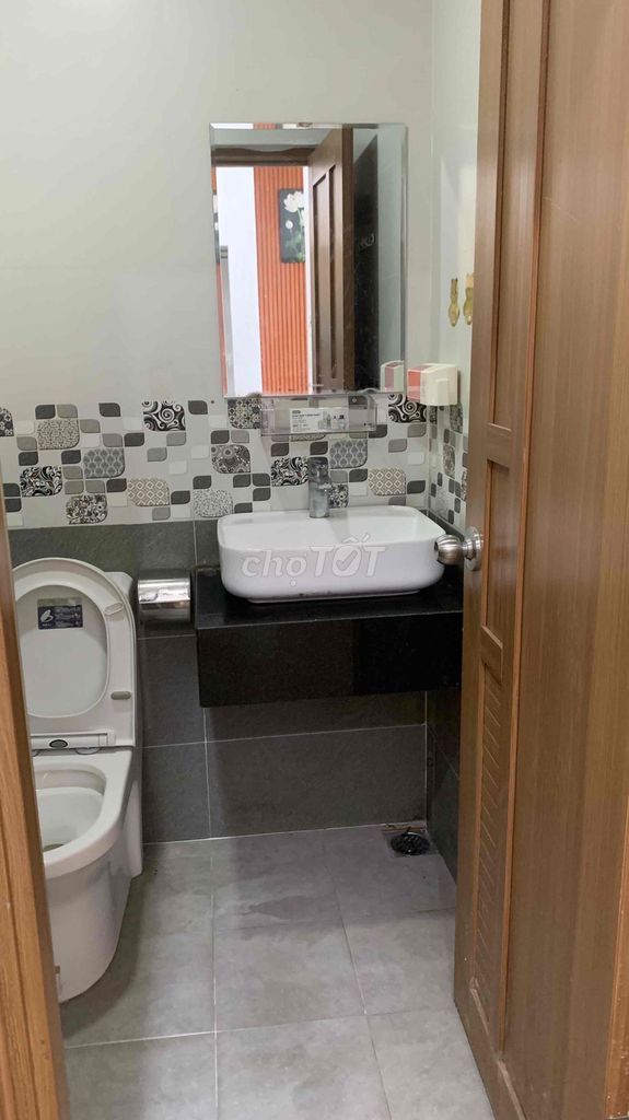 Family-friendly 1-bedroom apartment with balcony in Mỹ An — photo 9