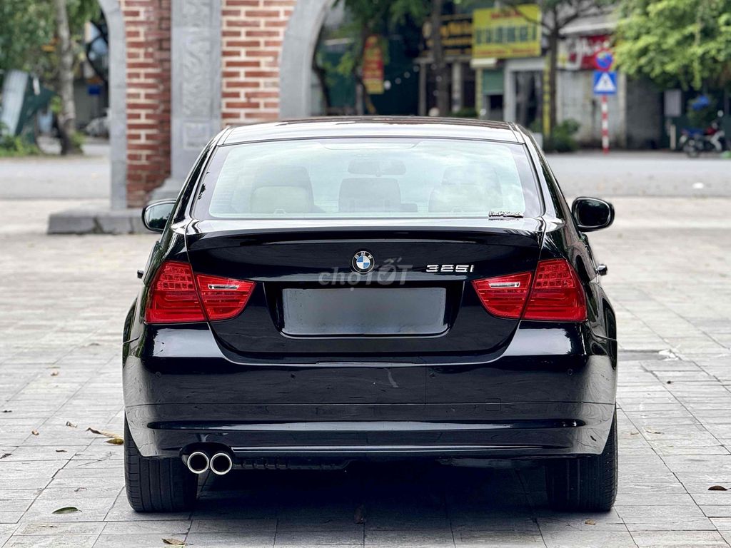 BMW 3 Series 325i 2010. Mua bán Ô tô tại Quận Long Biên Hà Nội được đăng bởi Tạ Dũng hình 5