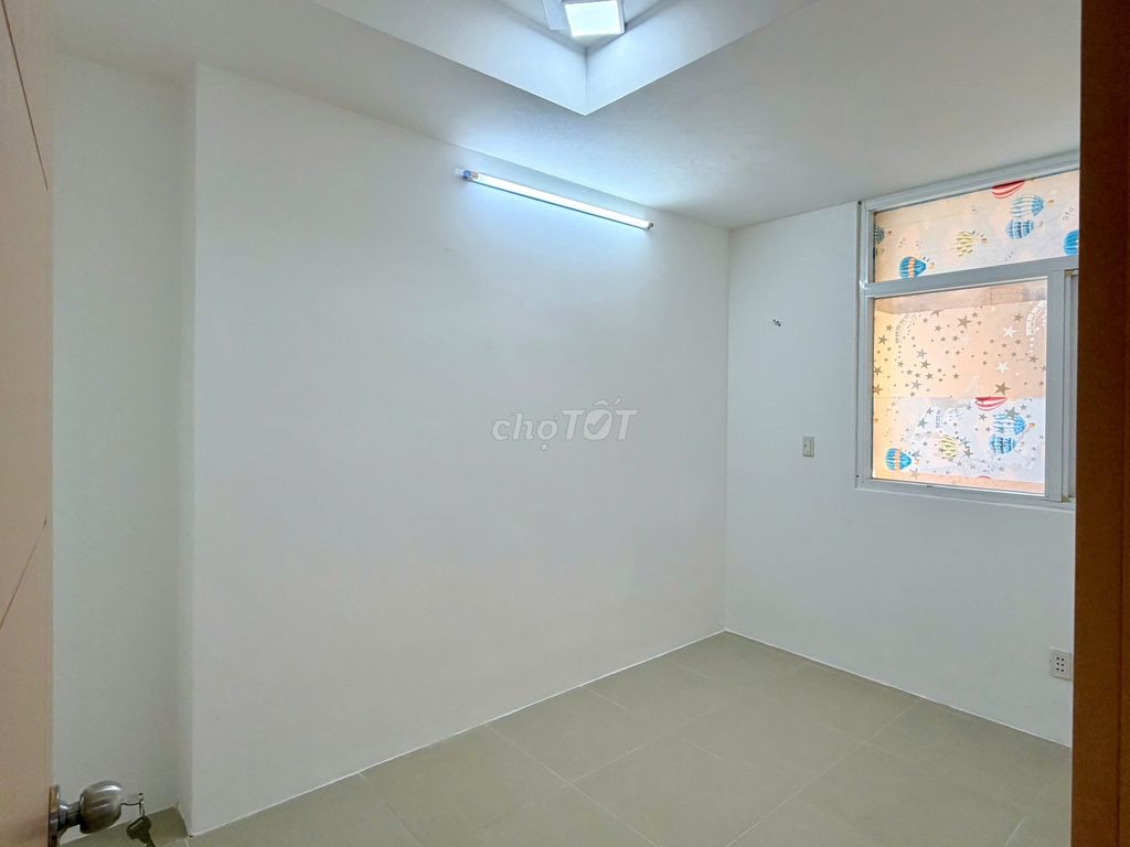Аренда квартиры 62м² (2 спальни, 2 санузла) Hoang Kim, 8 млн/мес, просторная, охраняемая