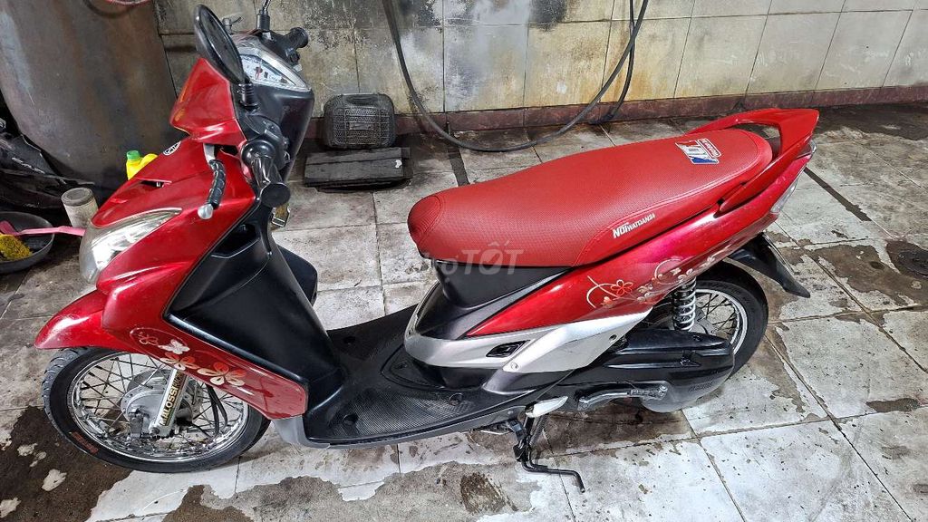 Bán Yamaha Mio đời 2008 giấy tờ hột le. Mua bán Xe máy tại Quận Tân Bình Tp Hồ Chí Minh được đăng bởi Đình Khương hình 4
