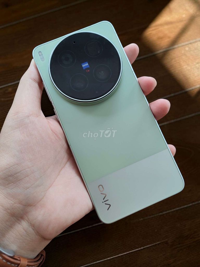 Vivo X300 Ultra 16/512 Chính hãng TGDĐ 11 tháng. Mua bán Điện thoại tại Quận 10 Tp Hồ Chí Minh được đăng bởi NaMobile hình 1