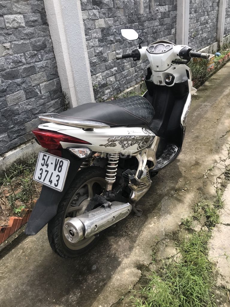 Yamaha novo 4 màu trắng biển số tphcm. Mua bán Xe máy tại Huyện Bến Lức Long An được đăng bởi Nguyên  hình 2