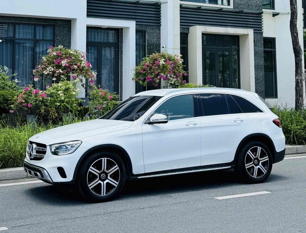 Mercedes Benz GLC 2020 200 4Matic - 60000 km. Mua bán Ô tô tại Quận Hoàng Mai Hà Nội được đăng bởi Phạm Mạnh Đức  hình 6