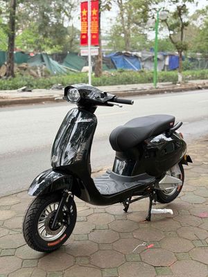 VESPA ĐÈN LỤC MẪU MỚI NHẤT. Mua bán Xe điện tại Quận Hoàng Mai Hà Nội được đăng bởi XE ĐIỆN PHÚC THỊNH 