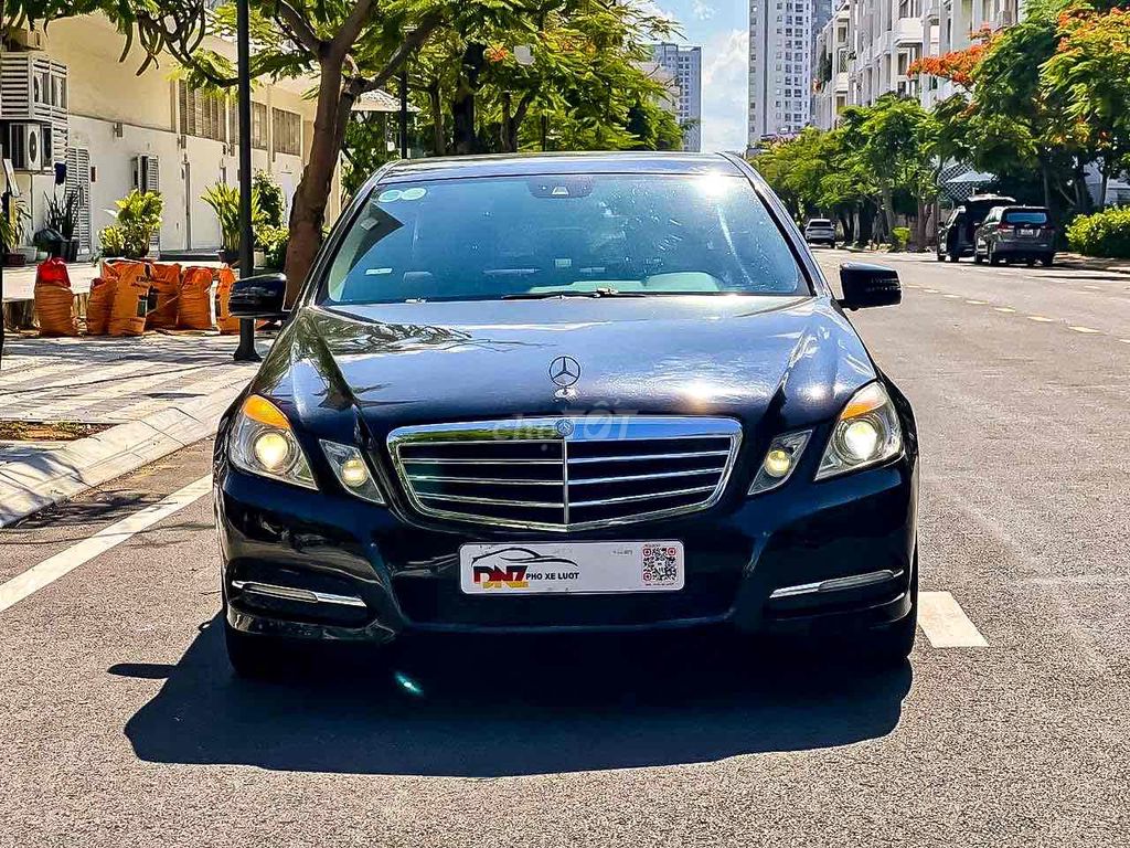 Mercedes Benz E Class 2010 E250. Xe bền sang đẹp