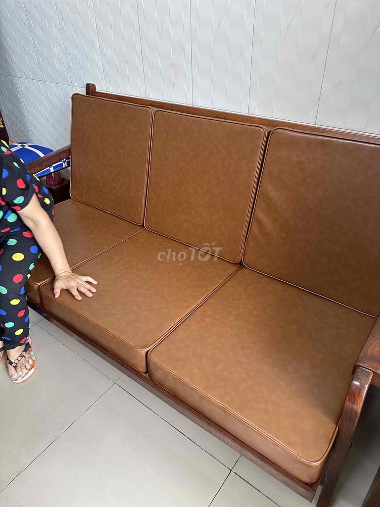 Dịch vụ bọc sofa Da PU Hàn Quốc Nâu bò 5 chỗ. Dịch vụ tại Quận 8 Tp Hồ Chí Minh được đăng bởi Quoc Van Le hình 1