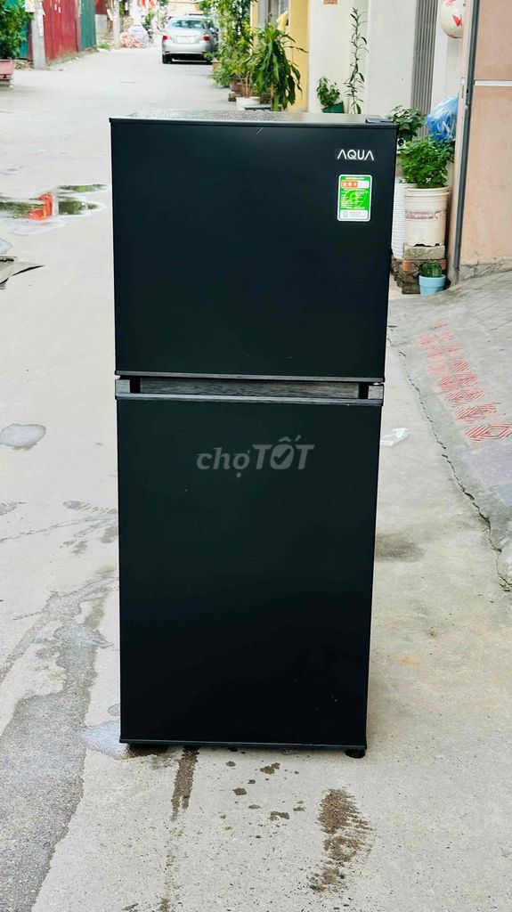 Tủ lạnh Aqua 130 lít 2 cánh Đen nhám 2025. Mua bán Tủ lạnh tại Huyện Đông Anh Hà Nội được đăng bởi Chiến Vân hình 1