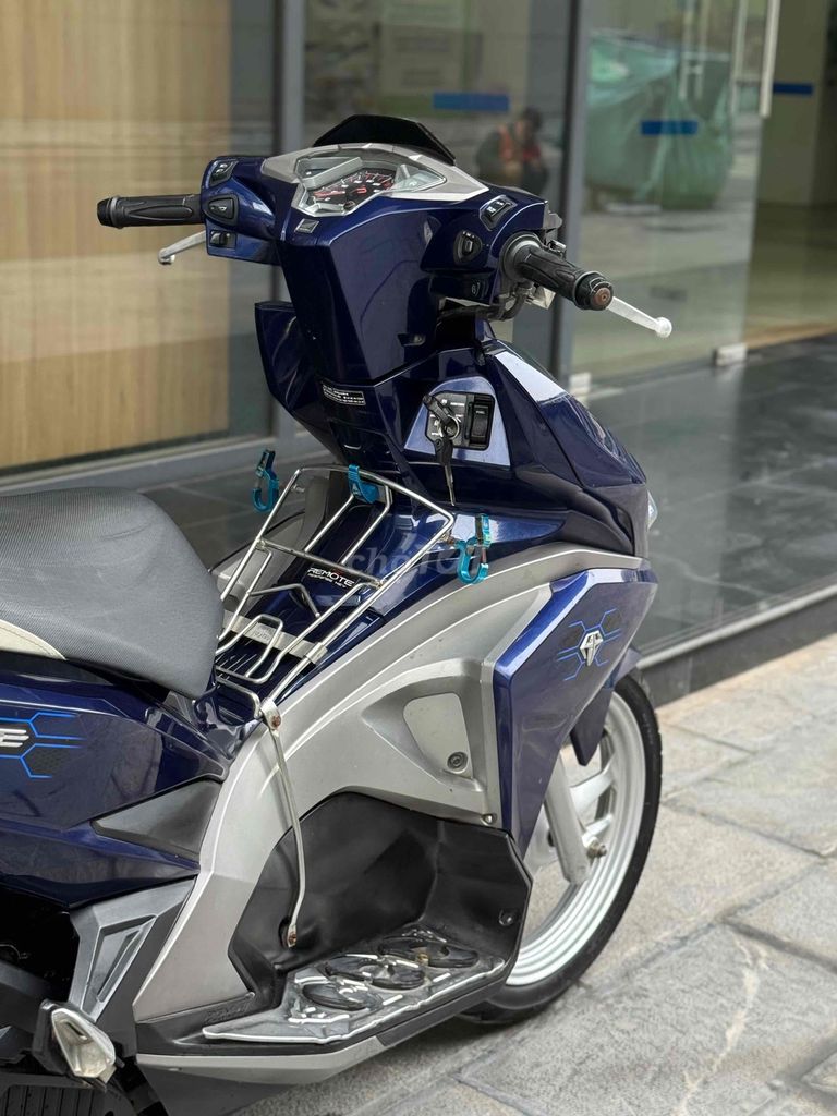 Honda Air blade 125 2017 đèn led 29B1-650.50. Mua bán Xe máy tại Quận Ba Đình Hà Nội được đăng bởi Xe Máy Nam Thi hình 13