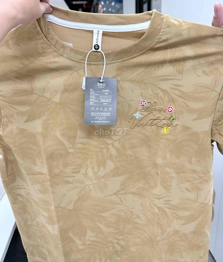 Áo phông nam Cotton Nâu size XL. Mua bán Quần áo tại Quận 7 Tp Hồ Chí Minh được đăng bởi Tran Quyen hình 1