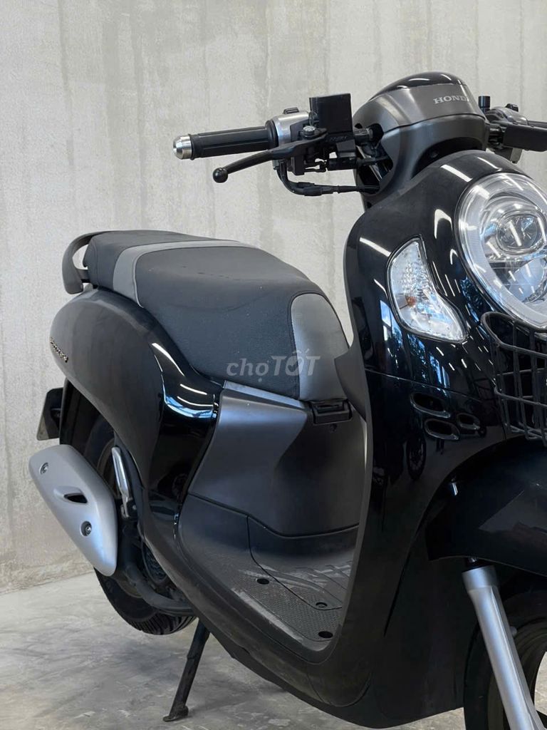 HONDA - SCOOPY SIÊU PHẨM - MÀU NÂU ĐEN- ĐỜI 2022 🔥. Mua bán Xe máy tại Thành phố Thủ Đức Tp Hồ Chí Minh được đăng bởi iMotorbike Viet Nam hình 4