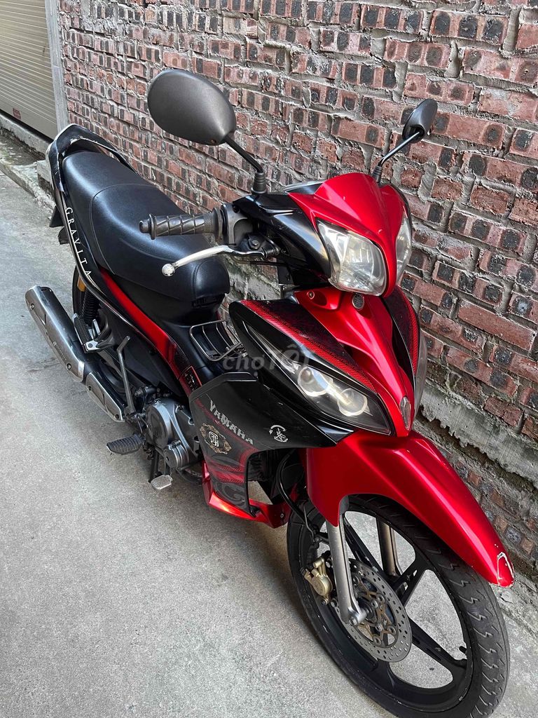 Yamaha Jupiter 2011 красный полуавтомат