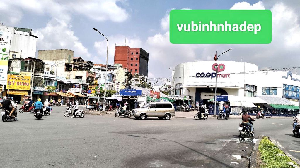 Nhà 4 tầng mới đẹp, ngay Coop mart Phú Lâm, nhỉnh 7 tỷ, hẻm xe hơi 5m