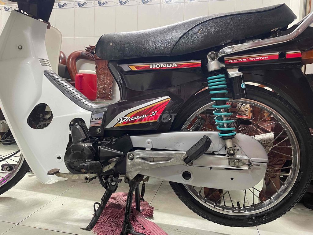 Honda Dream II 2019 50cc Đen trắng