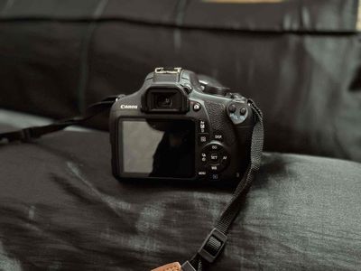 CANON EOS 1200D kèm lens. Mua bán Máy ảnh, Máy quay tại Huyện Châu Thành An Giang được đăng bởi Nguyễn tống đông phương